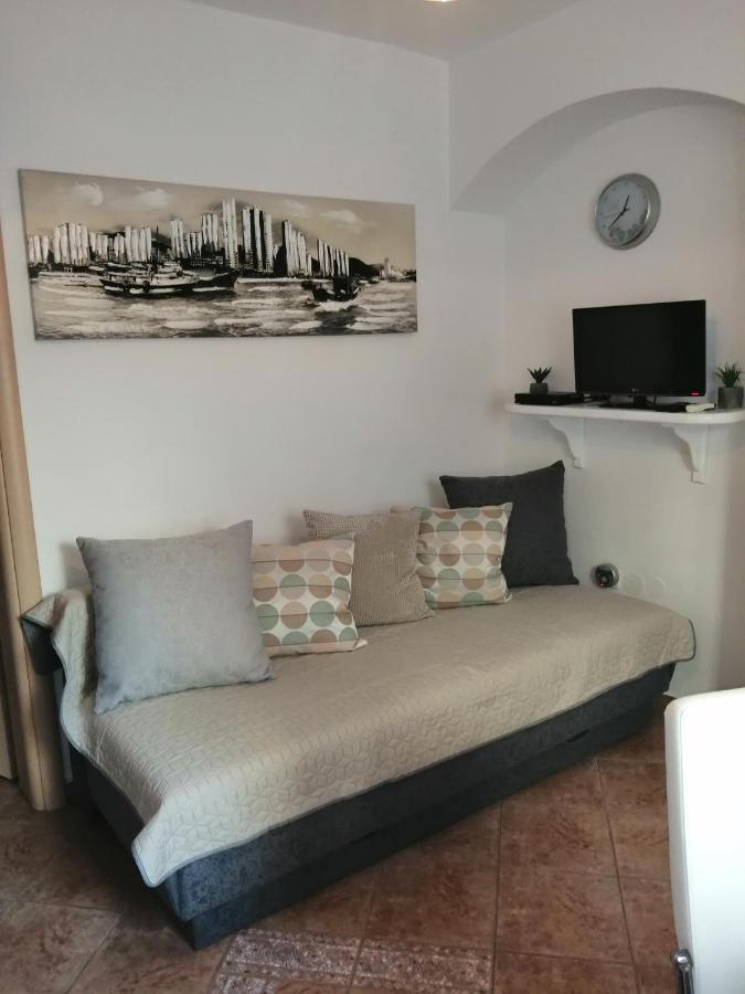 Nona Apartment *