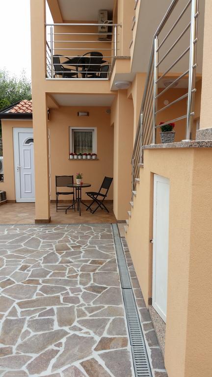 Apartment Nona *